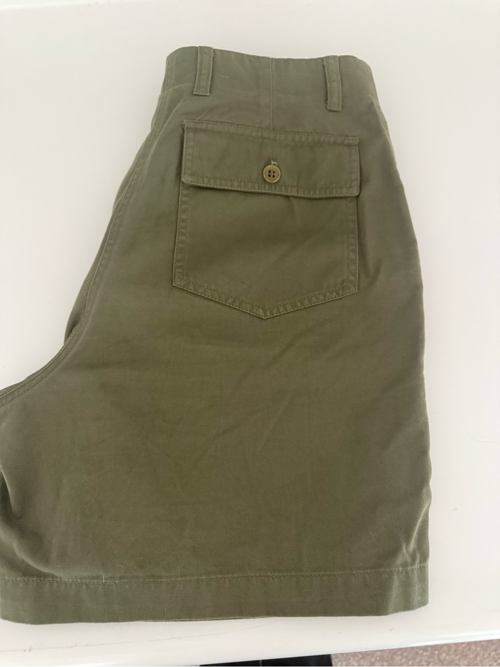 Jones New York Olive Shorts - Picture 3 of 4